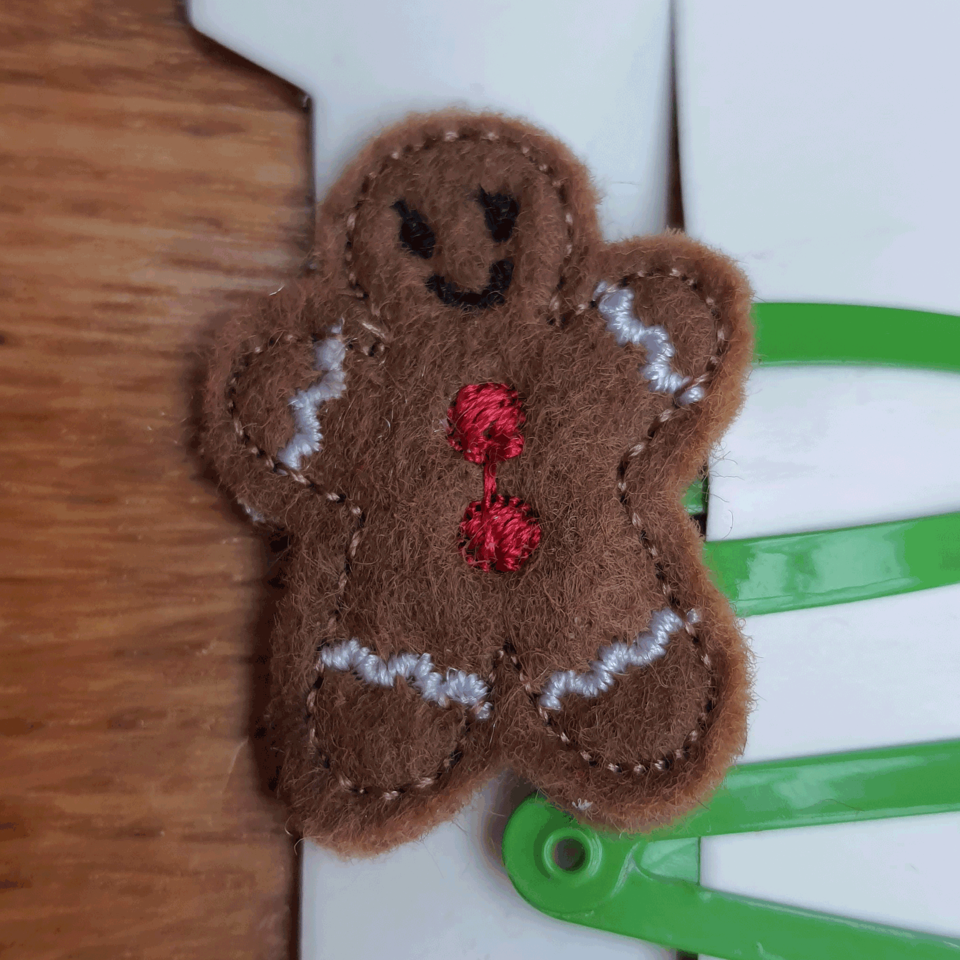 Cute Christmas Hair Clips - Little Luna Creations